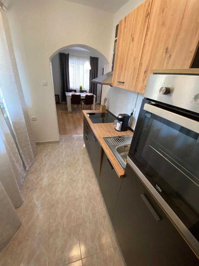 Apartment Dora Zara Esterno foto